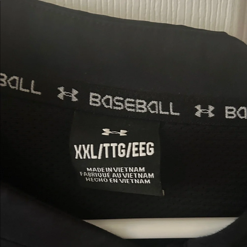 Under Armour Black Baseball Pullover - Picture 2 of 6